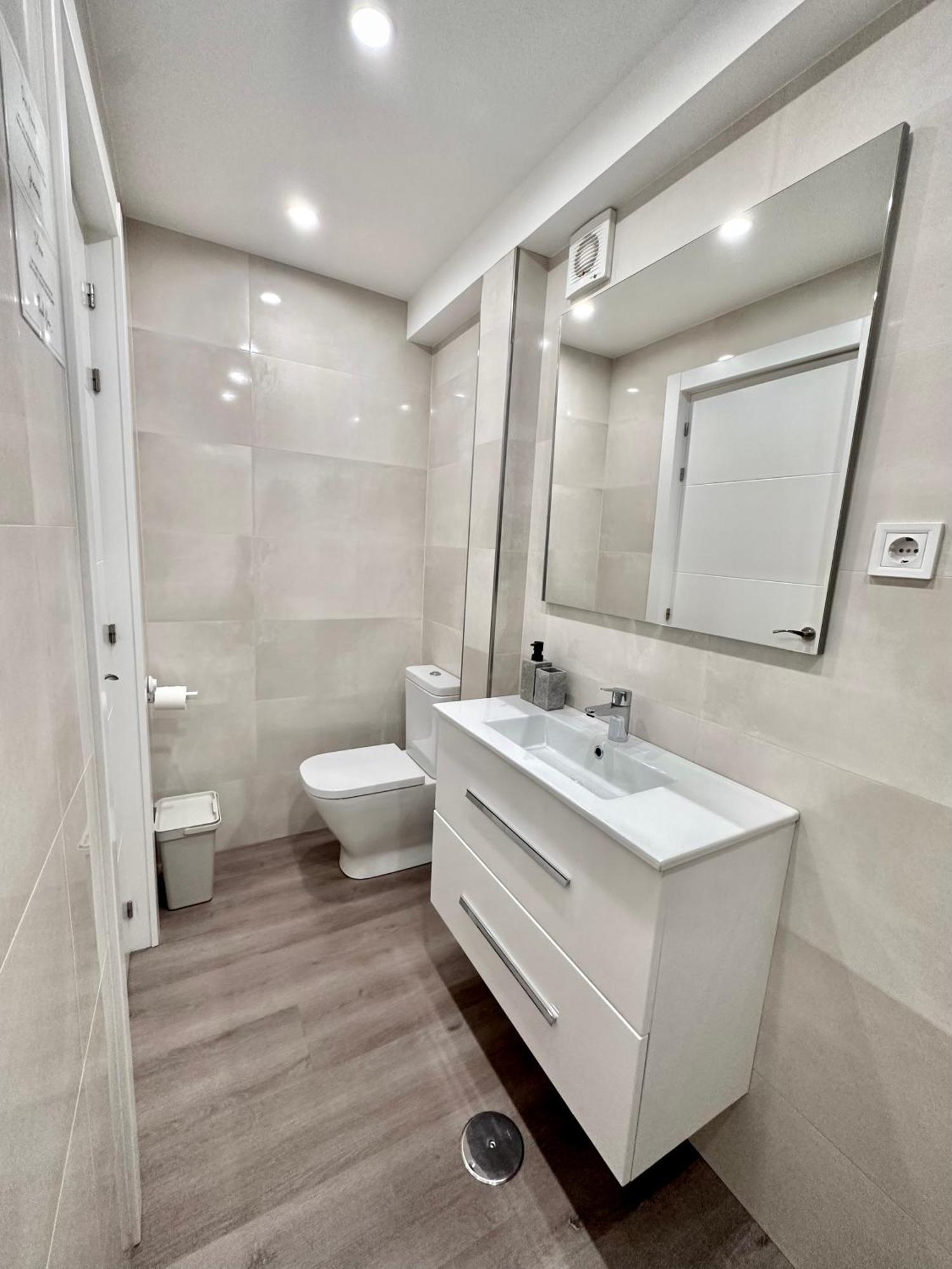 Loft Moderno En Madrid Apartment Luaran gambar